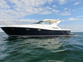 42' Uniesse 2001 Yacht For Sale